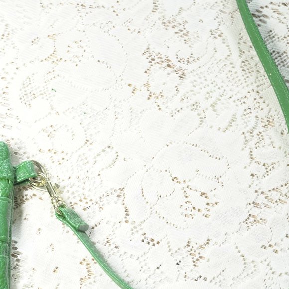 Green & Gold Steve Madden Mini Crossbody Purse - Picture 11 of 14